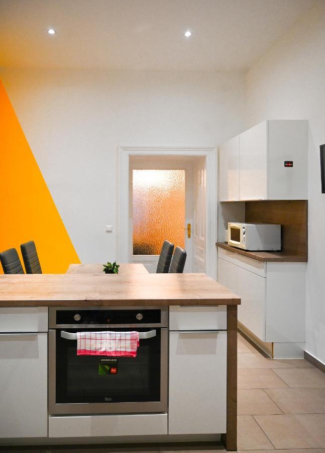 Modern Apartment Wiener Stadthalle Esterno foto
